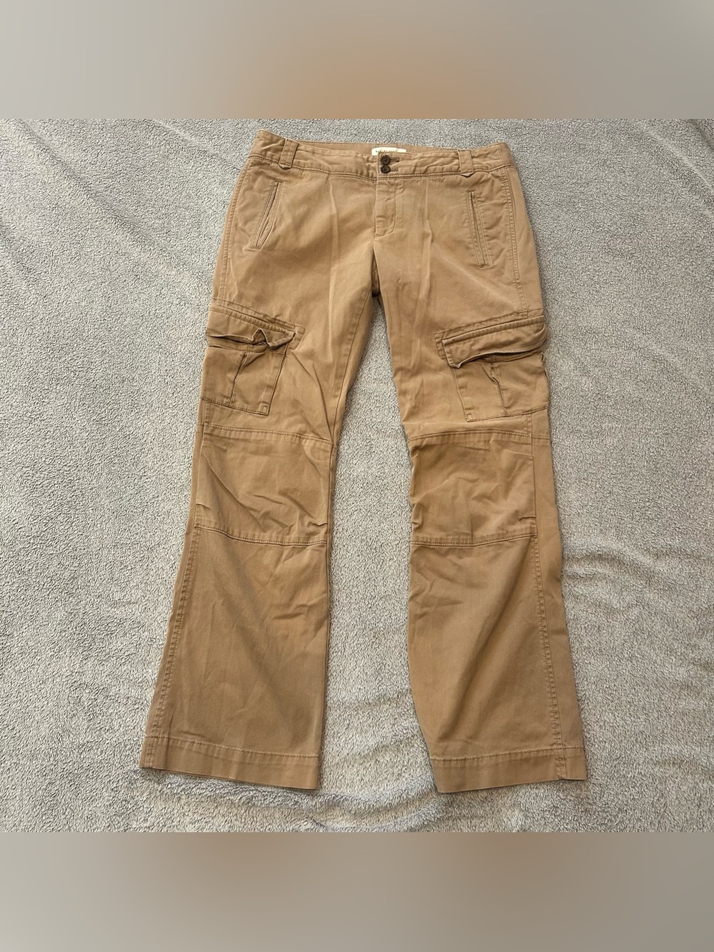 Banana Republic Women's Cargo Pants Size 12 Brown Flare Leg 30" Stretch Y2K